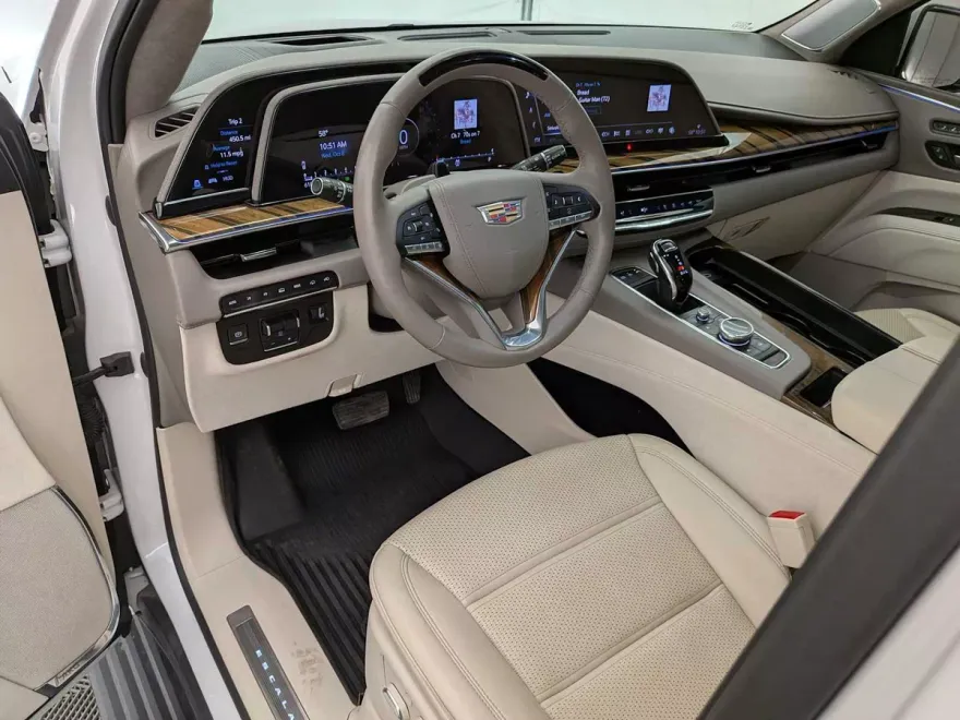 2022 Cadillac Escalade ESV Sport Platinum photo 1