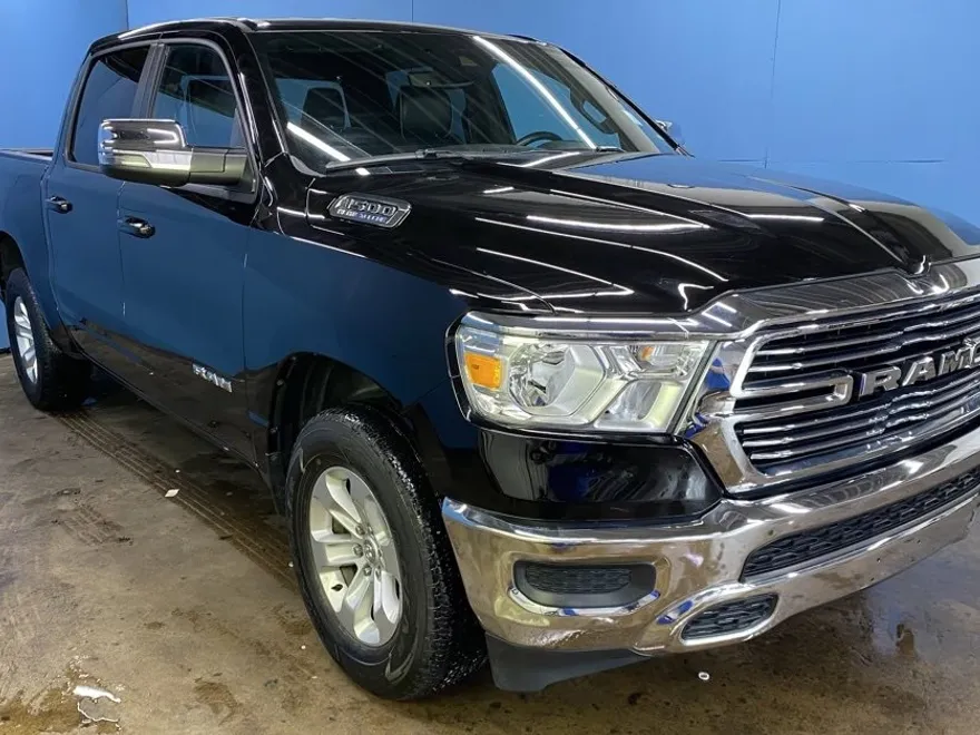 2024 Ram 1500 Laramie photo 1
