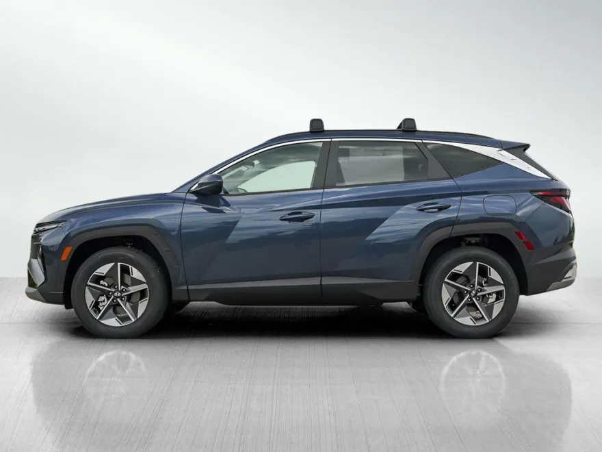 2025 Hyundai Tucson SEL photo 1