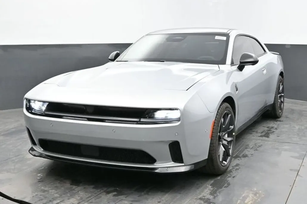 2025 Dodge Charger R/T Scat Pack photo 1
