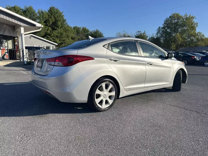 2013 Hyundai Elantra GLS Limited GS SE Tech photo 1