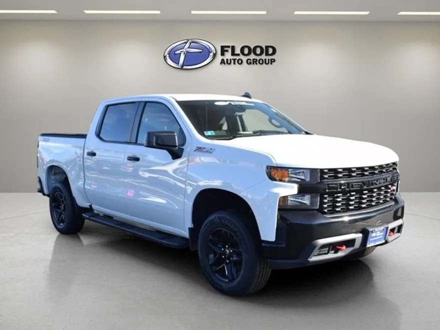 2022 Ford Escape SEL photo 1