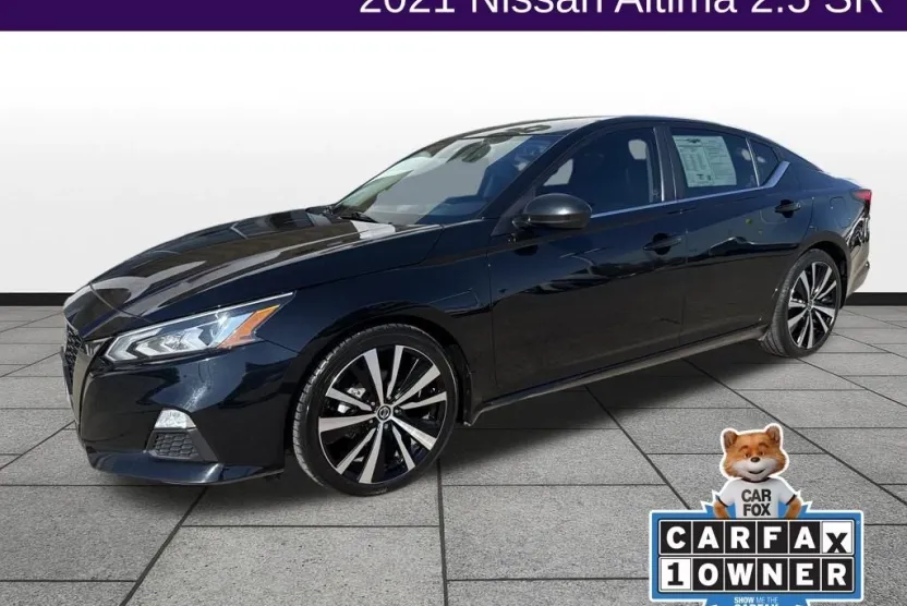 2021 Nissan Altima SR photo 1