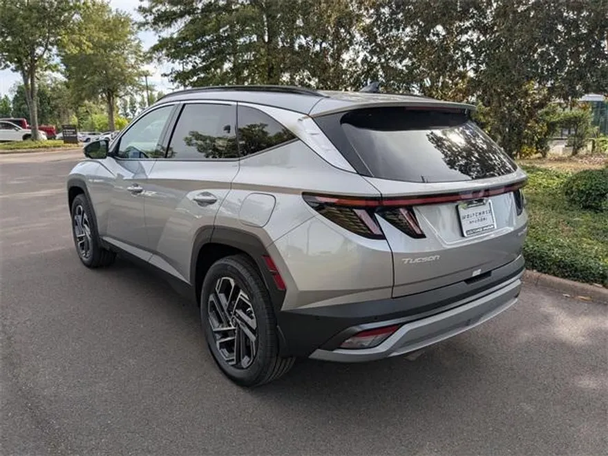 2025 Hyundai Tucson Hybrid Limited photo 1