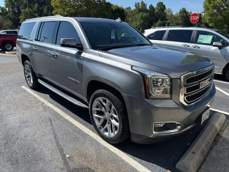 2020 Gmc Yukon XL SLT photo 1