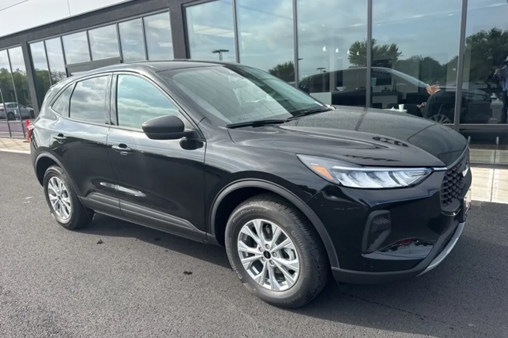 2025 Ford Escape Active photo 1