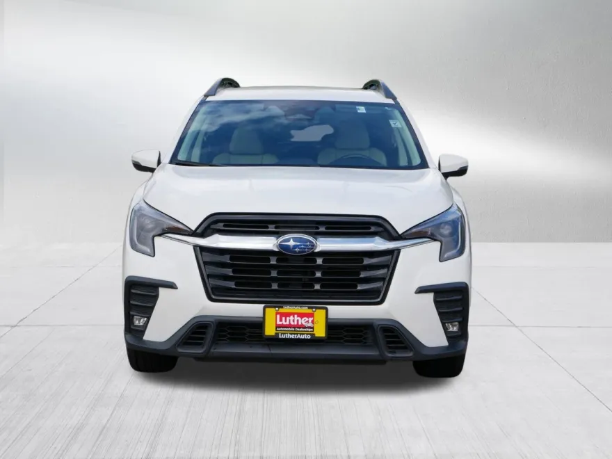 2023 Subaru Ascent Limited photo 1