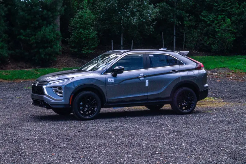 2025 Mitsubishi Eclipse Cross LE Ralliart photo 1