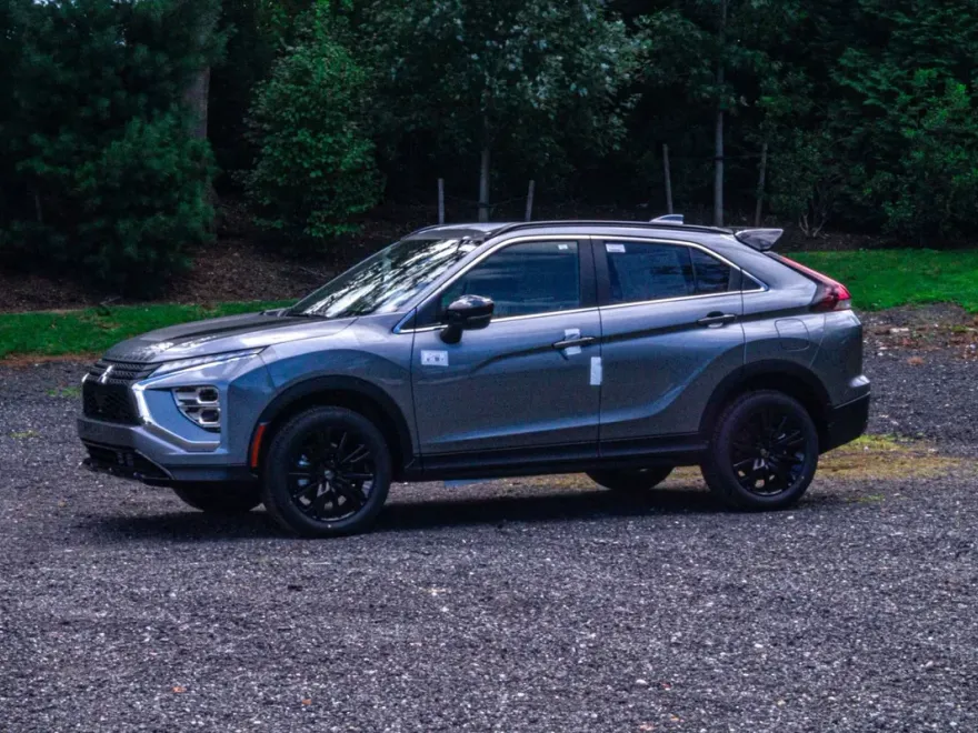 2025 Mitsubishi Eclipse Cross LE Ralliart photo 1