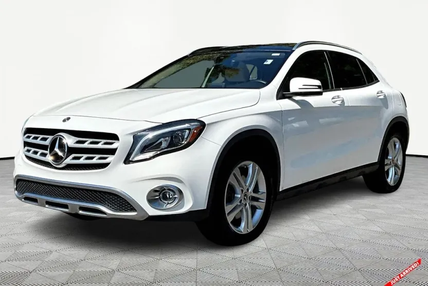2019 Mercedes Benz GLA 250 4MATIC photo 1
