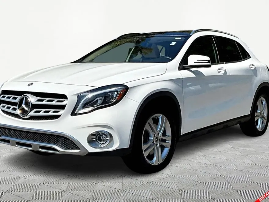 2019 Mercedes Benz GLA 250 4MATIC photo 1