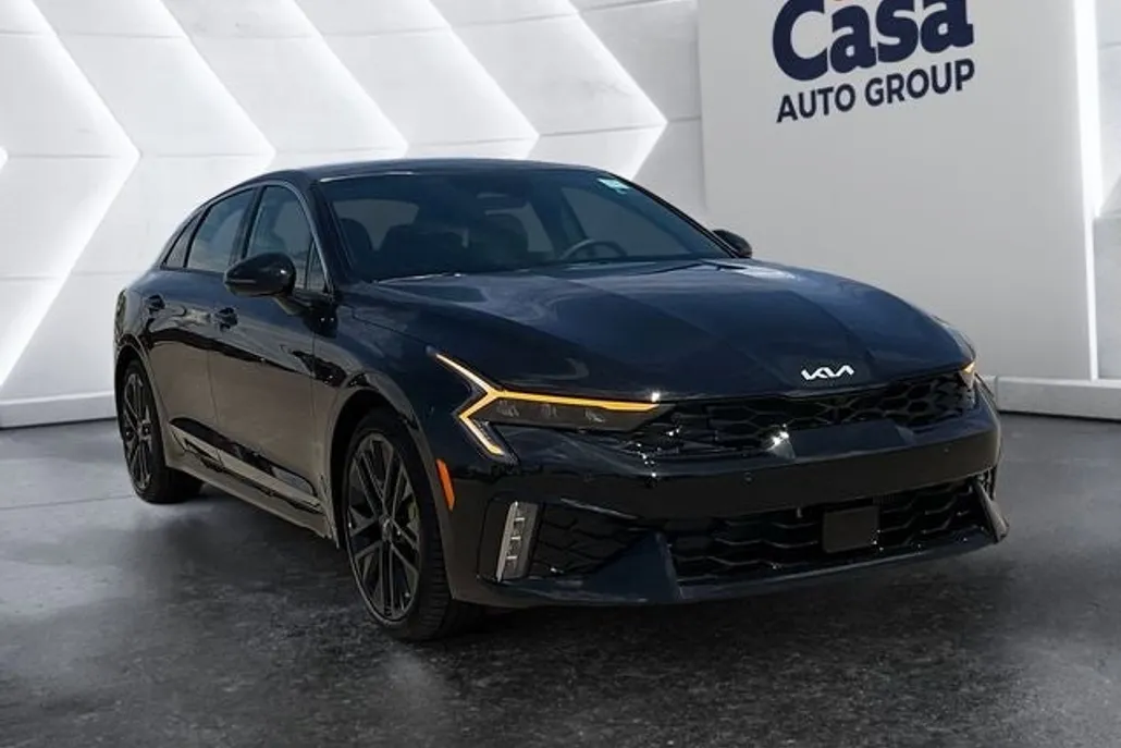 2026 Kia K5 GT photo 1
