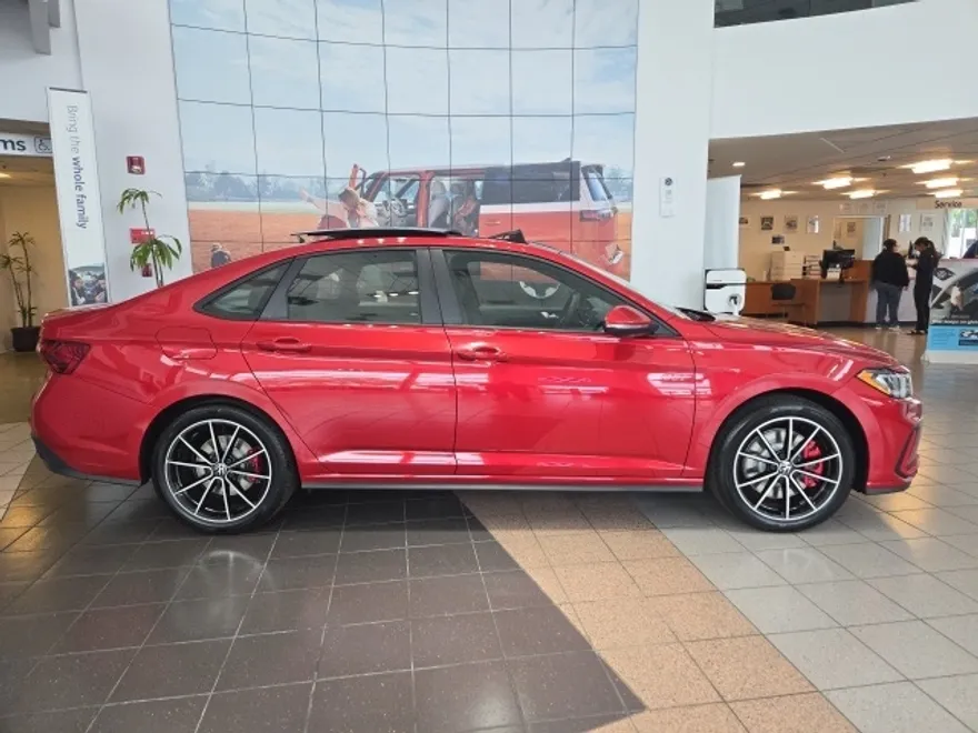 2025 Volkswagen Jetta GLI 2.0T Autobahn photo 1