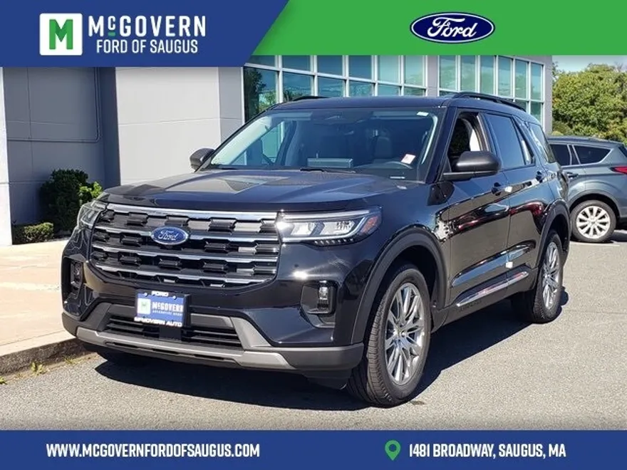 2025 Ford Explorer photo 1
