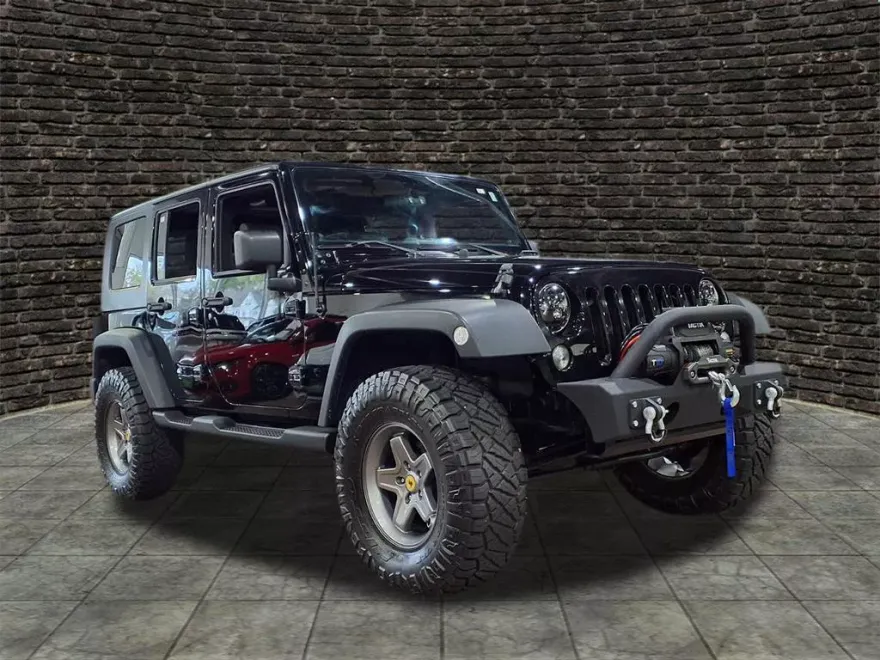2009 Jeep Wrangler Unlimited X photo 1