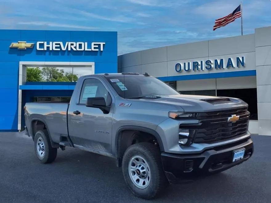 2025 Chevrolet Silverado 3500HD Work Truck photo 1