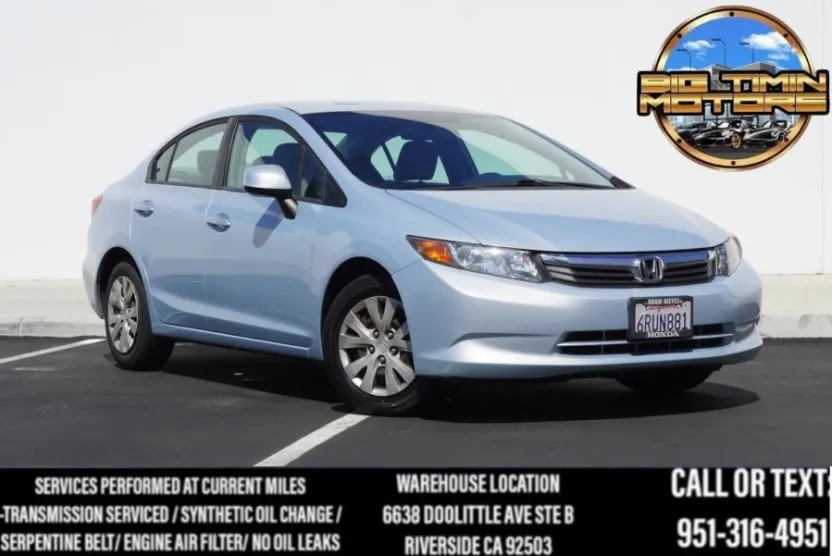 2012 Honda Civic LX photo 1