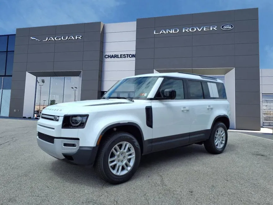 2025 Land Rover Defender 110 S photo 1