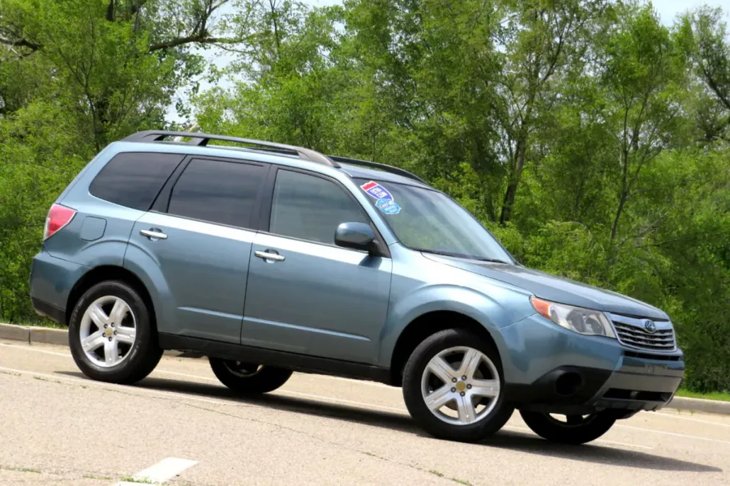 2010 Subaru Forester 2.5X Premium photo 1