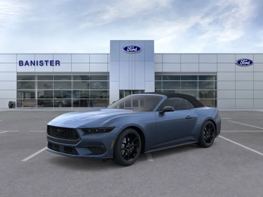 2025 Ford Mustang EcoBoost photo 1