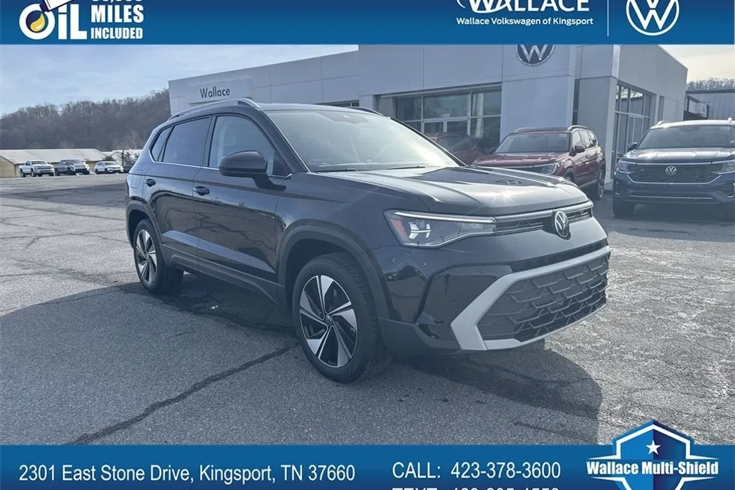 2025 Volkswagen Taos SE photo 1