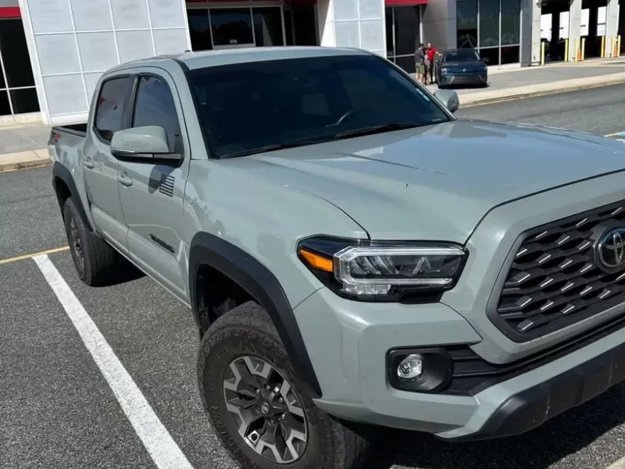 2023 Toyota Tacoma TRD Double Cab V6 photo 1