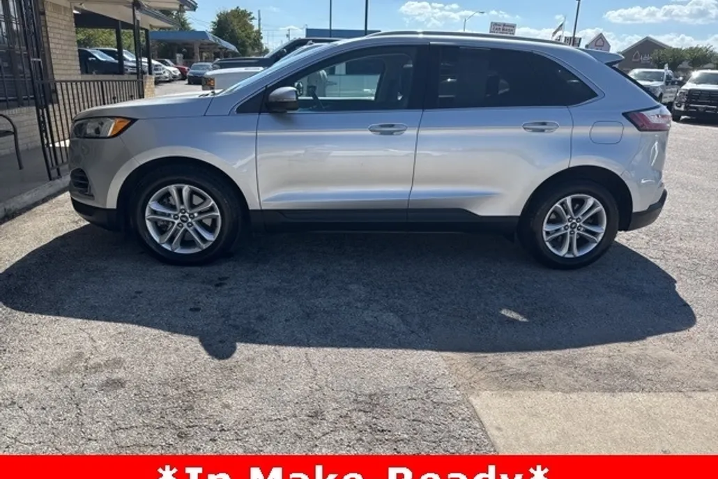 2019 Ford Edge SEL photo 1