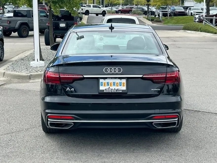 2024 Audi A4 45 S line Premium Plus photo 1