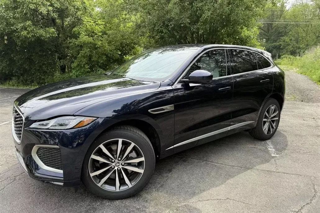 2026 Jaguar F-PACE P250 R-Dynamic S photo 1