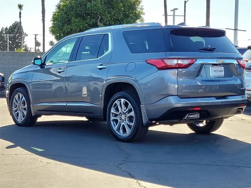 2020 Chevrolet Traverse Premier photo 1