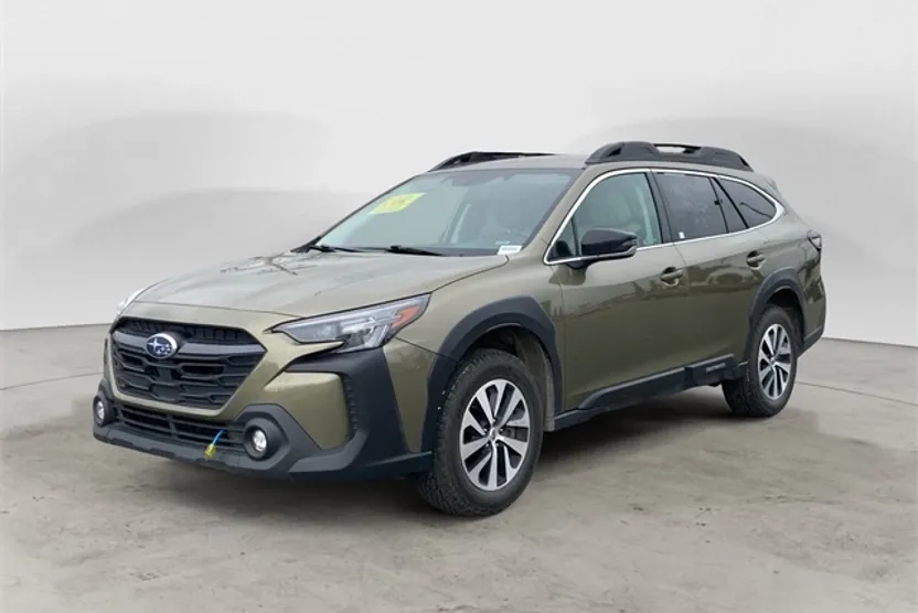 2024 Subaru Outback Premium photo 1