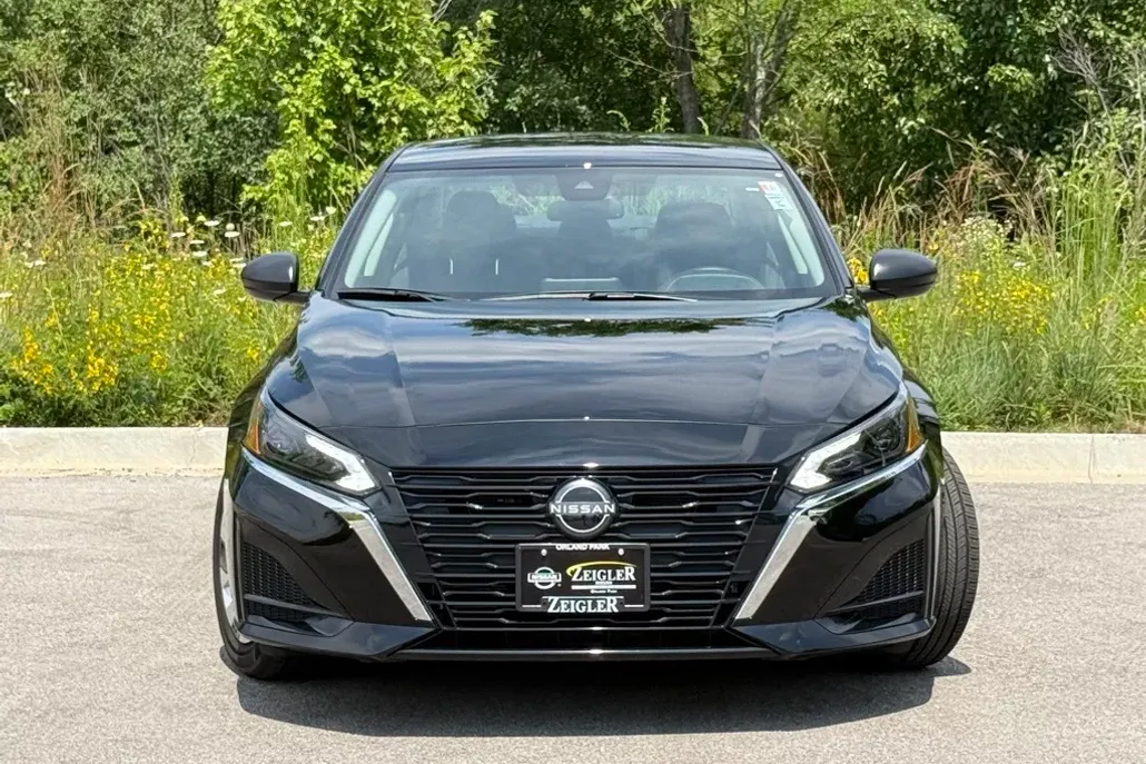 2025 Nissan Altima 2.5 S photo 1