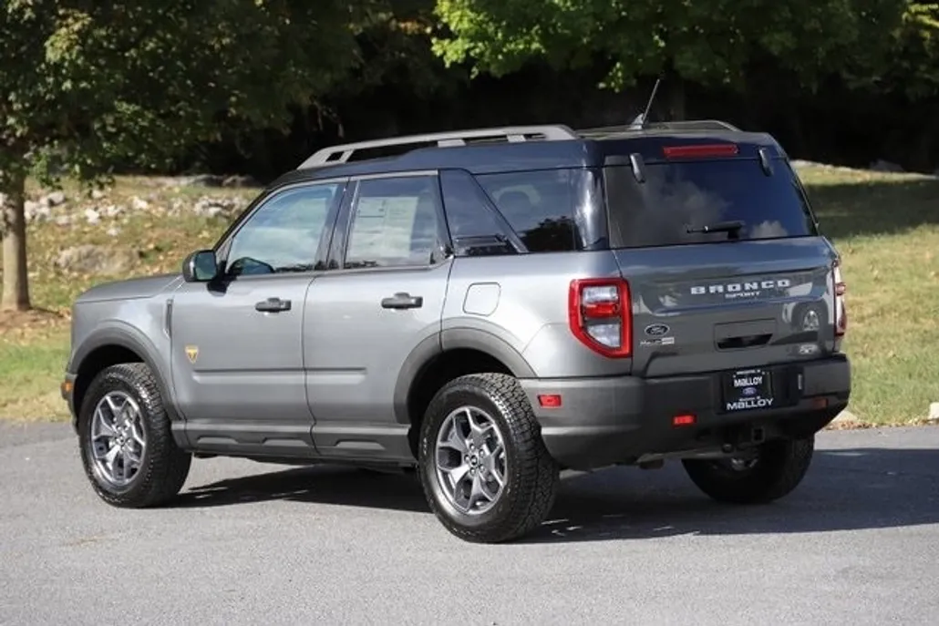 2024 Ford Bronco Sport Badlands photo 1