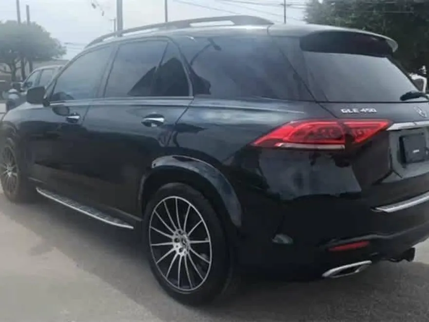 2020 Mercedes Benz GLE 450 photo 1