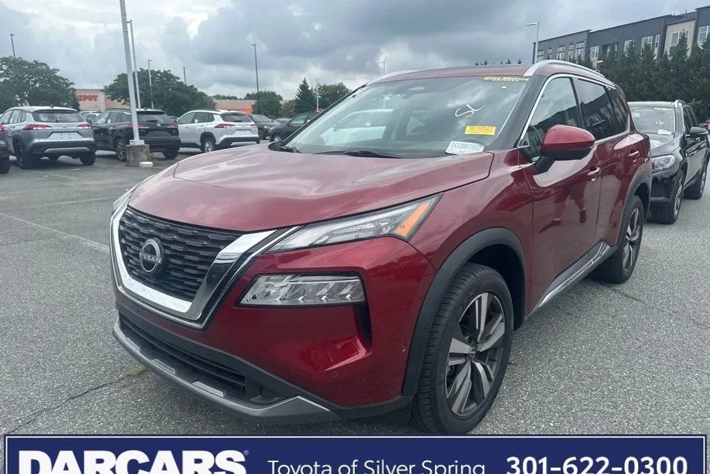 2023 Nissan Rogue SL photo 1