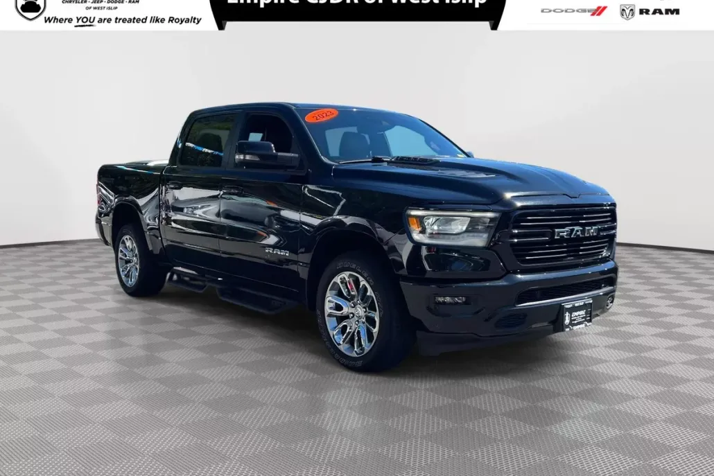 2023 Ram 1500 Laramie photo 1