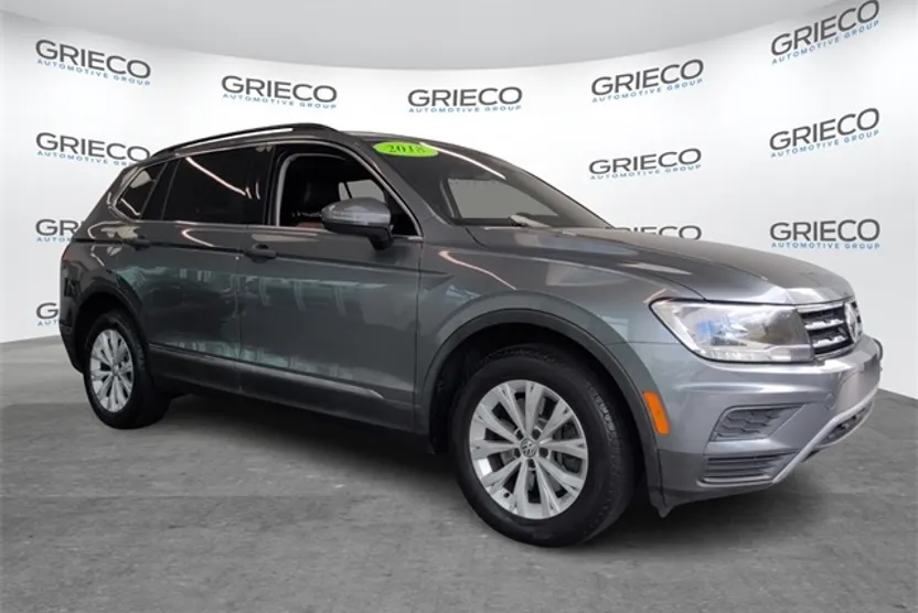 2018 Volkswagen Tiguan SEL photo 1