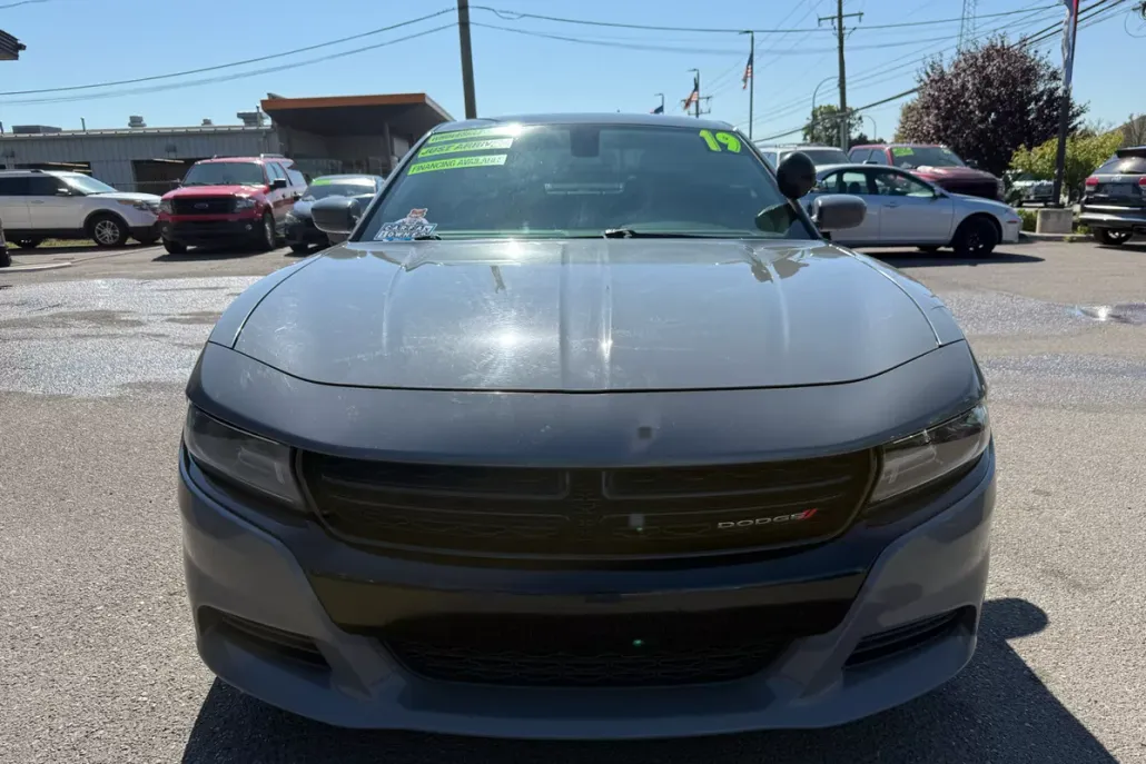 2019 Dodge Charger photo 1