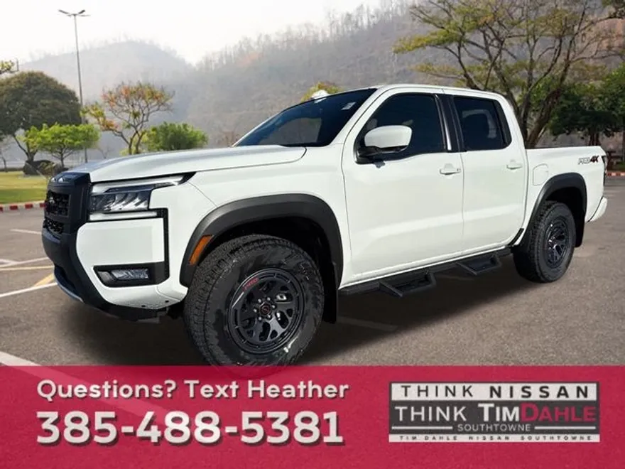 2025 Nissan Frontier PRO-4X photo 1
