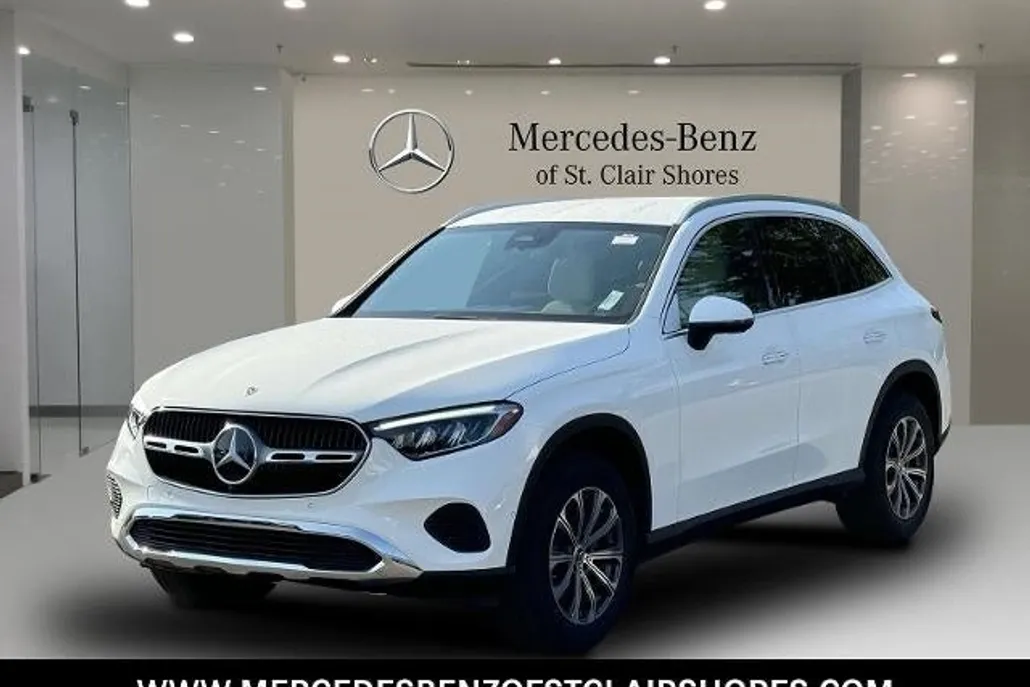 2025 Mercedes Benz GLC 300 4MATIC photo 1