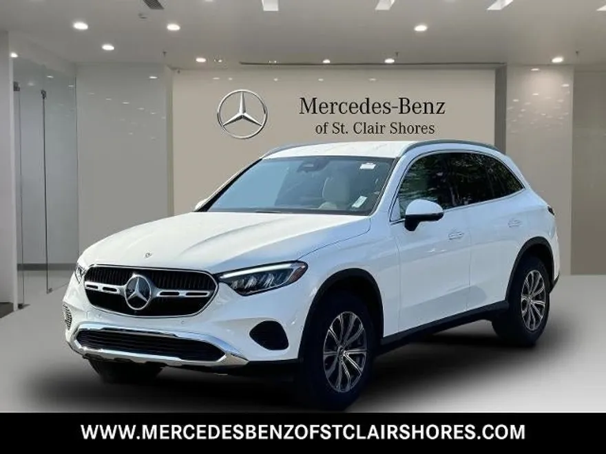 2025 Mercedes Benz GLC 300 4MATIC photo 1