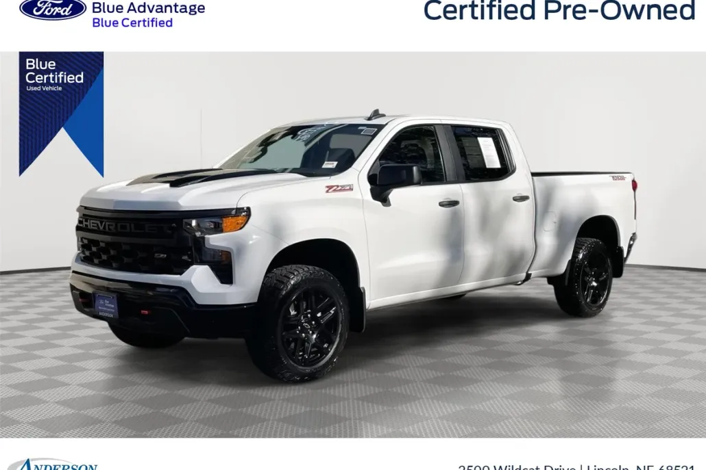 2023 Chevrolet Silverado 1500 Custom Trail Boss photo 1