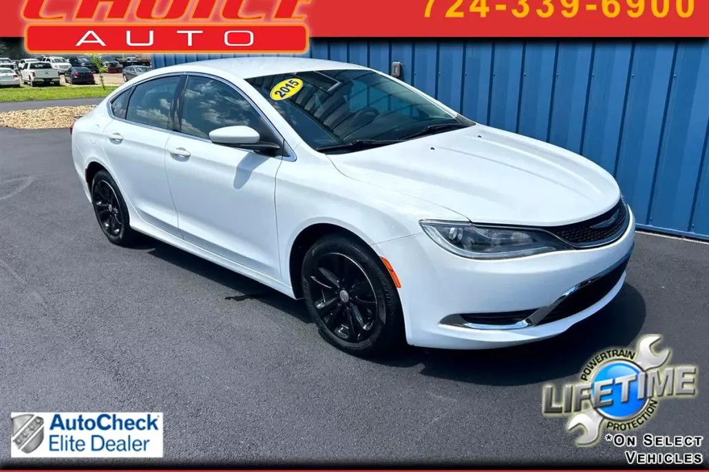 2015 Chrysler 200 Limited photo 1