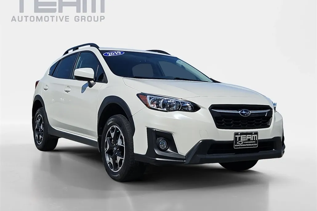 2019 Subaru Crosstrek 2.0i Premium photo 1