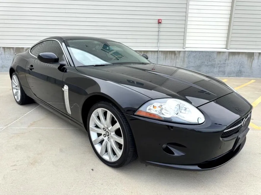 2007 Jaguar XK photo 1