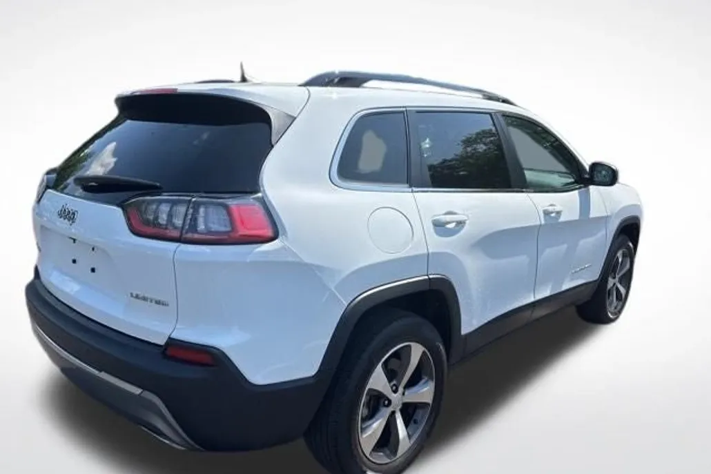 2022 Jeep Cherokee Limited photo 1