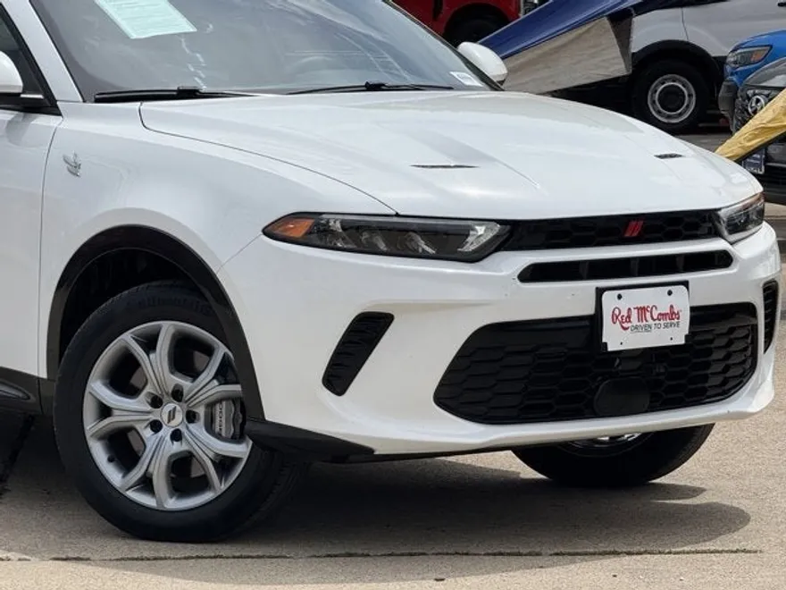 2024 Dodge Hornet R/T photo 1