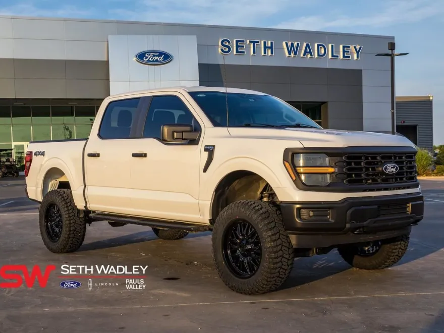 2024 Ford F-150 XLT photo 1