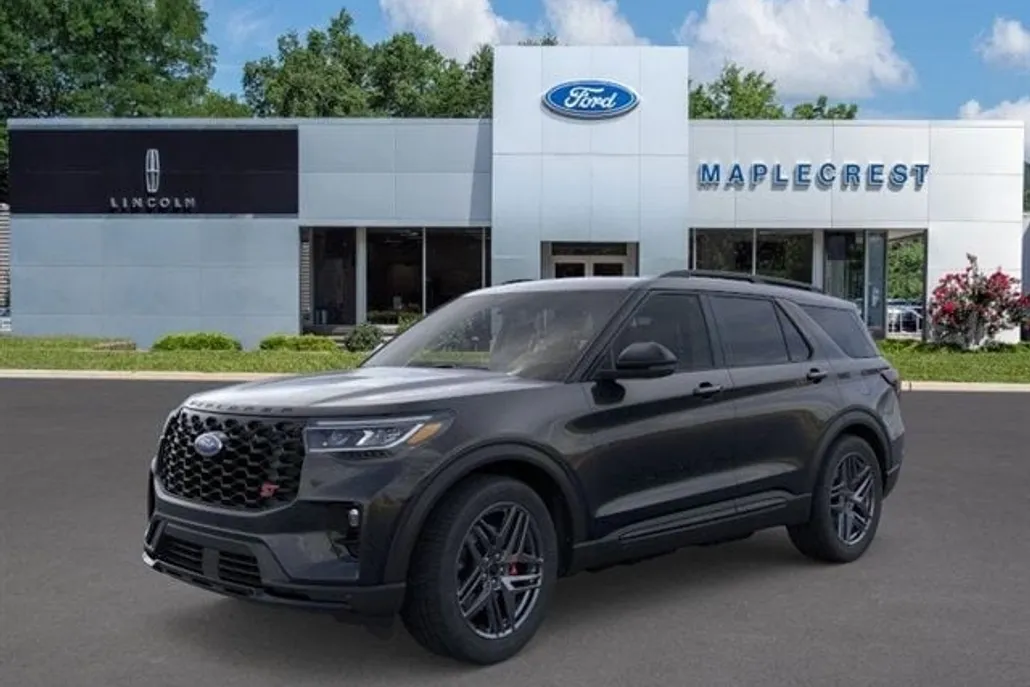 2025 Ford Explorer ST photo 1