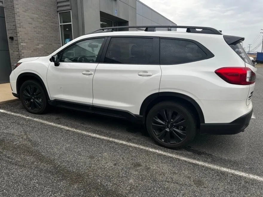 2022 Subaru Ascent Onyx Edition photo 1